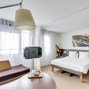 Novotel Montreuil Vincennes מלון פריז